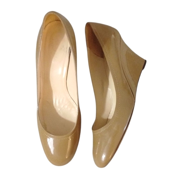 Kate Spade Camel Wedges Patent Leather Heels Size 9.5 - Picture 1 of 13